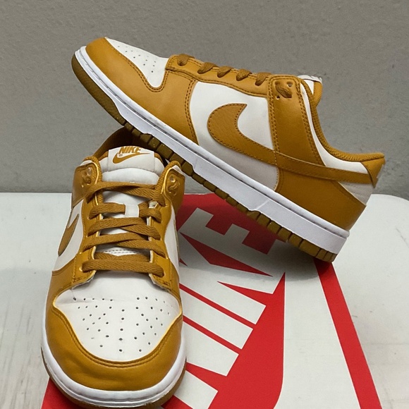 Size US - 8  / EUR 39 NIKE Dunk Low Next Nature Phantom / gold- DN1431-001 - Picture 3 of 9